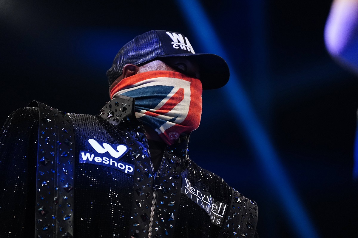 «Если не можешь победить их — присоединись». Чисора о Джошуа в лагере Усика