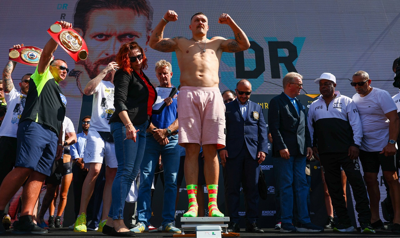 Президент WBO прокомментировал решение Усика отказаться от титула