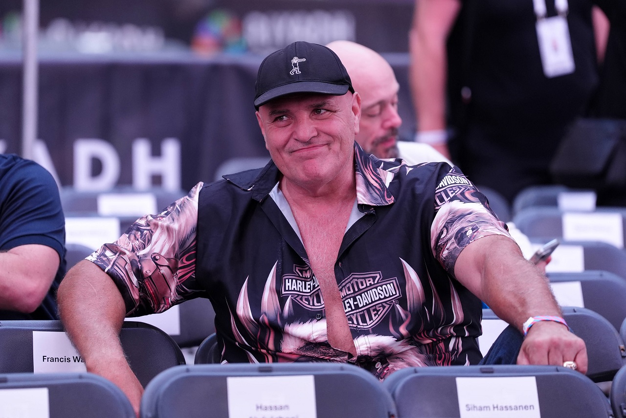 Усик не хочет драться ни с Уордли, ни с Кабайелом — Джон Фьюри