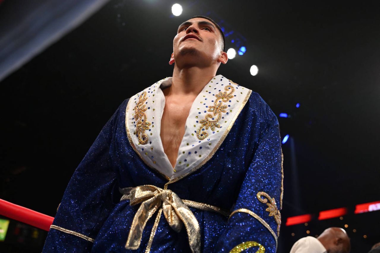 Ортис и Эннис вновь вспомнили, что обещали фанам бой.jpg Ортис и Эннис вновь вспомнили, что обещали фанам бой.jpg