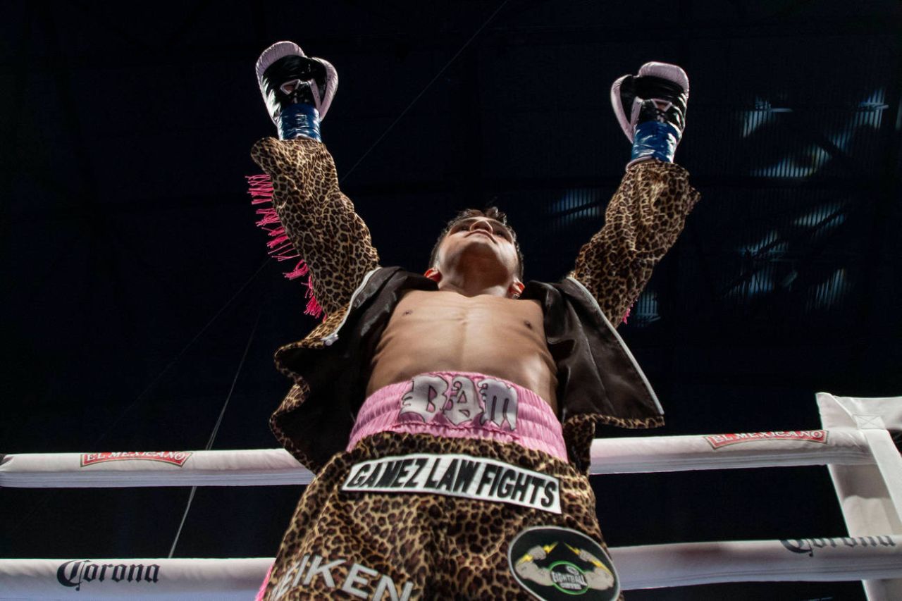 Хирн анонсировал большой бой. О каком мегафайте идёт речь?.jpg Хирн анонсировал большой бой. О каком мегафайте идёт речь?.jpg