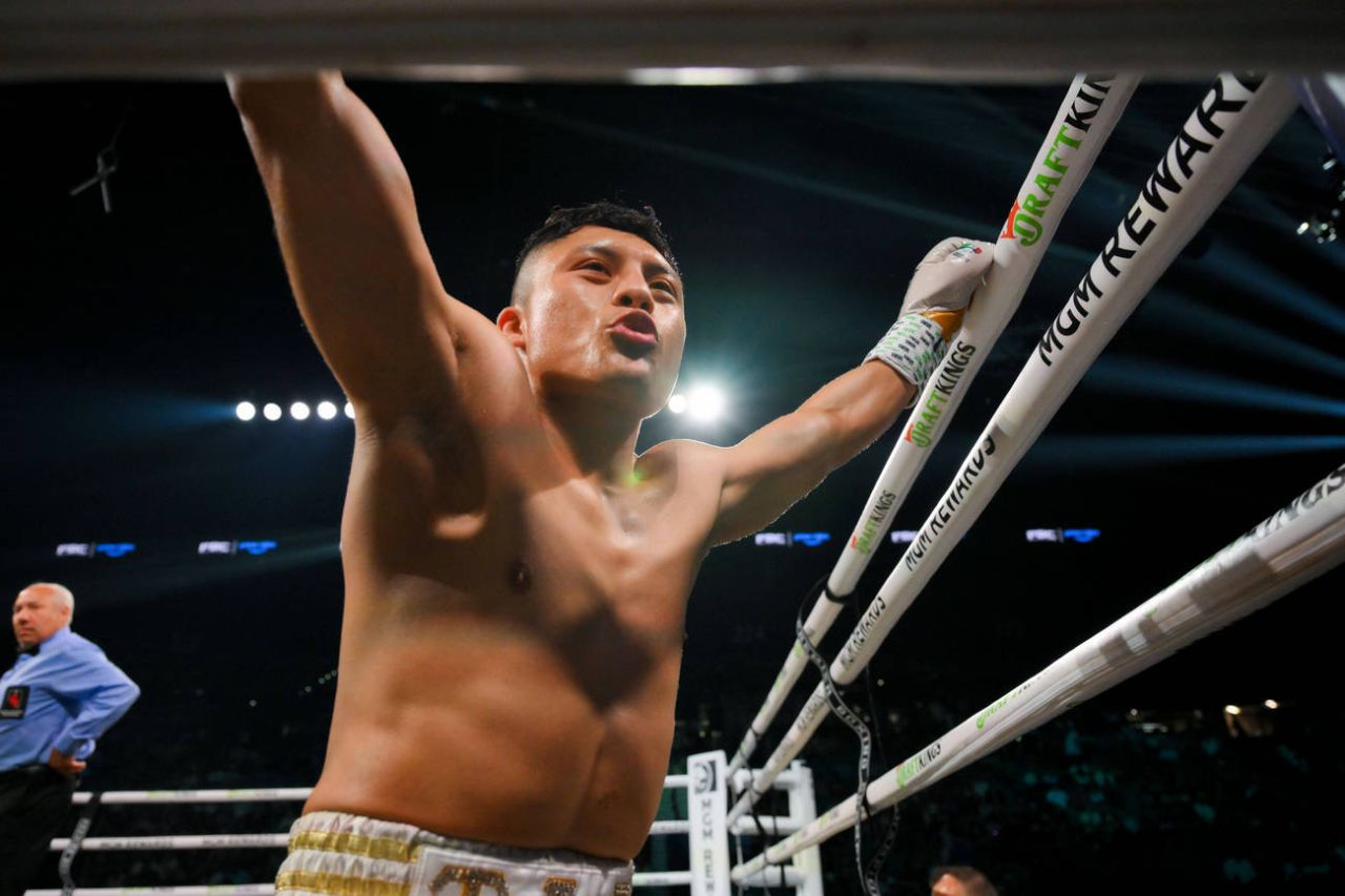 Лучшие бои 2025 года в боксе.jpg