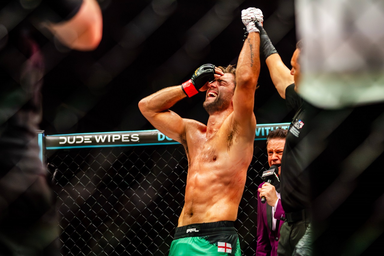 Усман Нурмагомедов – Алфи Дэвис: прогноз и ставки на бой 7 февраля