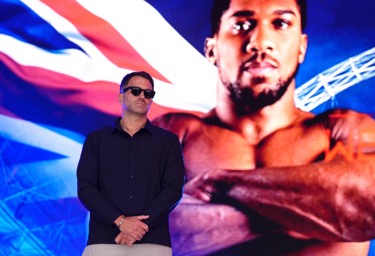 «Джошуа провёл время в лагере Усика». Хирн о дальнейших шагах своей главной звезды «Джошуа провёл время в лагере Усика». Хирн о дальнейших шагах своей главной звезды