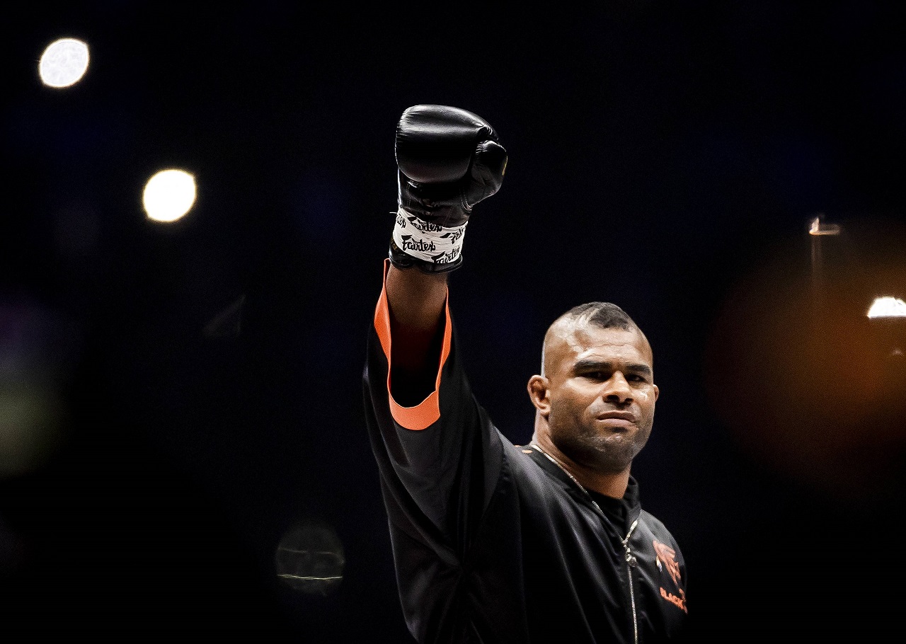 Шансы Усика и Верхувена на победу: цифры от легендарного Оверима