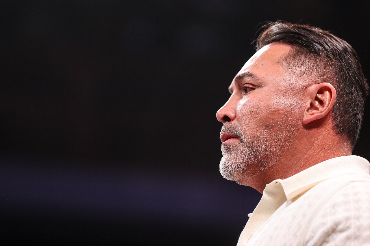 «Готов поставить свою мошонку». Оскар Де Ла Хойя раскритиковал планы Zuffa Boxing «Готов поставить свою мошонку». Оскар Де Ла Хойя раскритиковал планы Zuffa Boxing