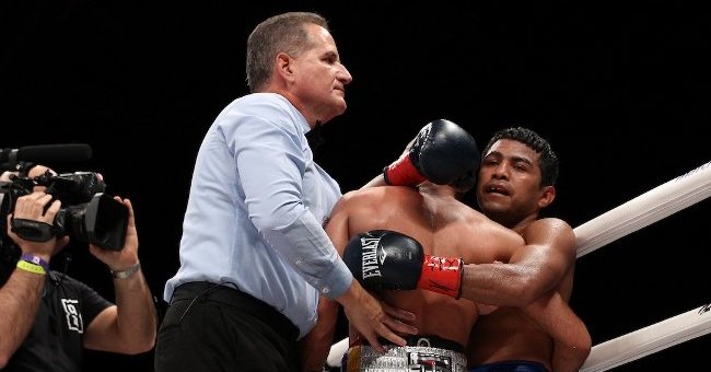 chocolatito-yafai-fight (12).jpg