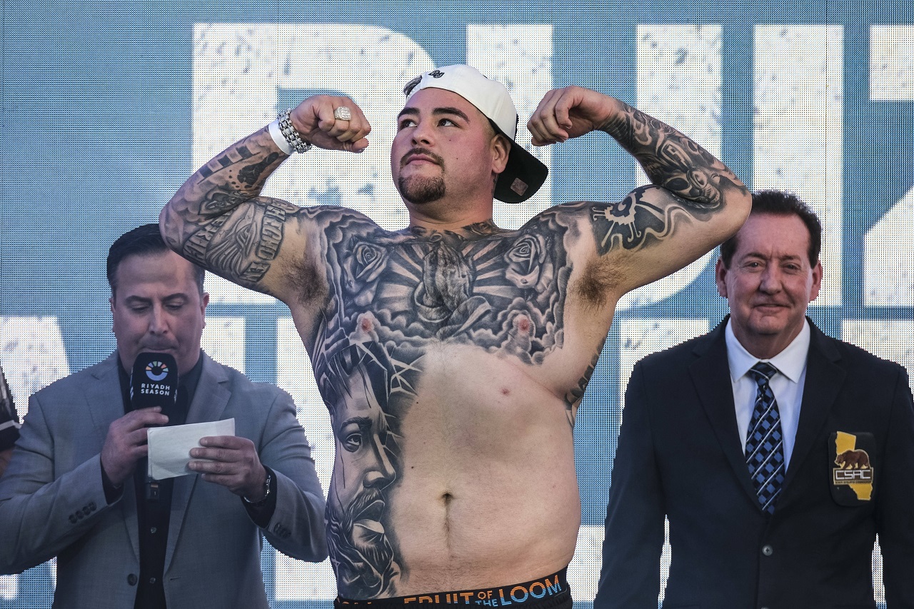 Что с боем Усик – Руис? Ответ есть у тренера Мэнни Роблеса