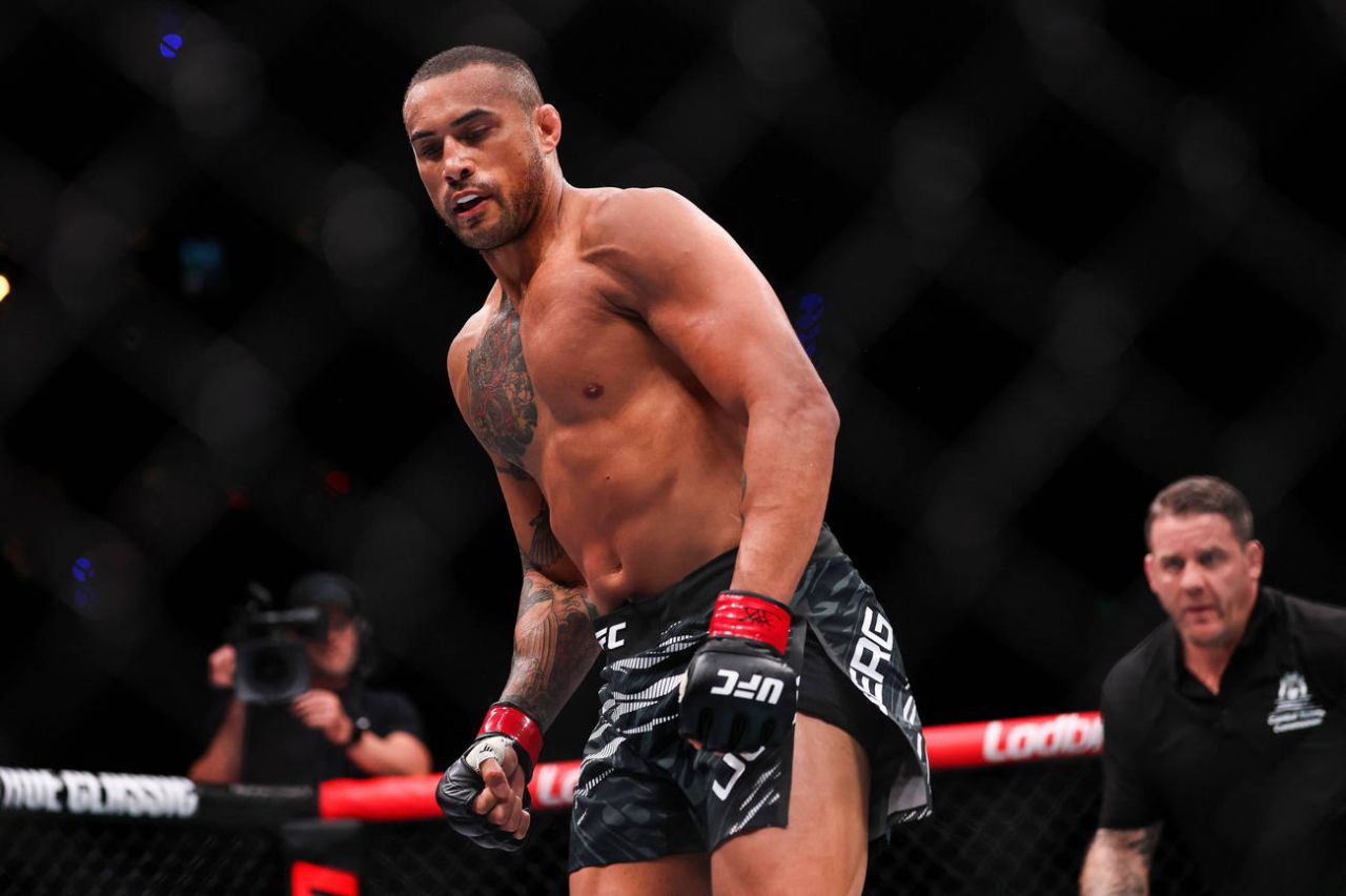 Синяя таблетка доктора Хаоса. UFC 327: Иржи Прохазка – Карлос Ульберг.jpg