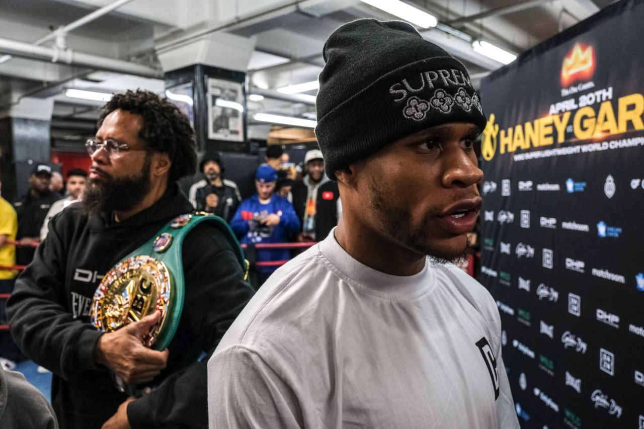 Бенн может отобрать пояс у Хэйни? Мнения Келлермана и Скотта.jpg