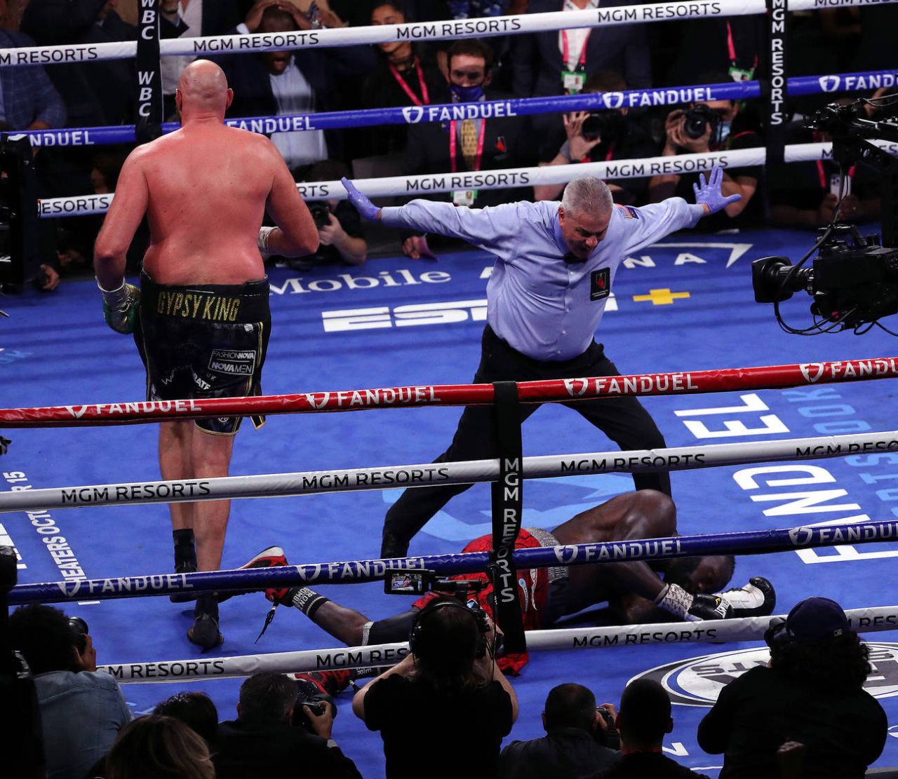 Рекорд Тайсона Фьюри в боксе: победы, поражения, титулы, достижения.jpg