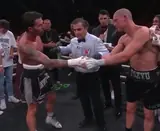 Цзю не смог побить Махони в элиминаторе IBF: видео