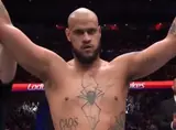 Туиваса не смог вырвать победу у Тейшейры на UFC 325