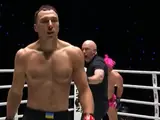 Роман Крикля уничтожил чемпиона WBC из Британии в мейнивенте ONE Championship: видео нокаута