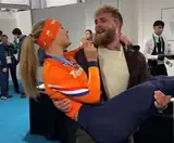 «Я не могу перестать плакать!» Невеста Джейка Пола стала олимпийской чемпионкой с новым рекордом