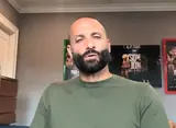 Прикол дня: промоутер Пола объяснил, почему Джейк «залип» на грудь Джошуа