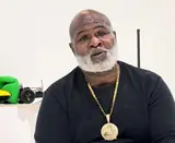 Мейвезер vs Тони: чей шоулдер-ролл круче? Джеймс «Тушите свет» удивился вопросу