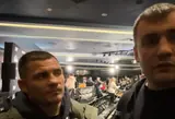 «Банановый скандал» Дэвиса и Беринчика. Чемпион отреагировал на обвинения
