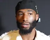 Не трэшток, а мечта. Звёздный дебютант UFC Парнасс хочет бой с легендарным Холлоуэем