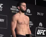 Махачев и Гэрри прошли взвешивание перед UFC 330: результаты и видео