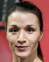 Стефани Хан