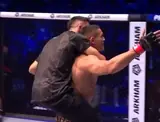 Ван Стинис остался чемпионом: все результаты PFL Madrid