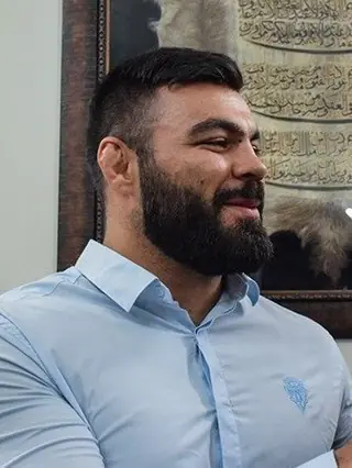 Амир Алиакбари