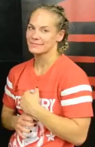 Джули Кедзи