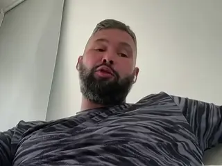 «Усик может побывать в нокдауне». Прогноз Беллью на реванш с Дюбуа