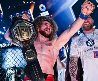 Второй из Сакартвело. Триумф Двалишвили и Шевченко в обзоре UFC 306