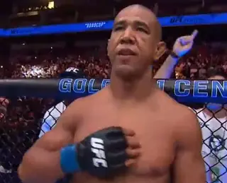 Родригес побил Эрнандеса в главном событии UFC Fight Night 285