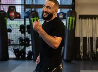 Названы бои UFC 315. Мухаммад сразится не с Рахмоновым, у Шевченко бой с Фьоро