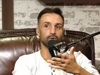 Канело был травмирован до боя с Кроуфордом? Мнения американских экспертов