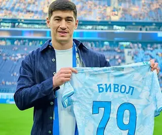 Похоже, Бивол определился со следующим соперником. Это не Бетербиев