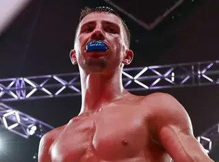 Чеботарь стал чемпионом мира, Куриленко отстоял пояс: видео
