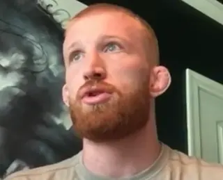 «Благодарен за урок». Топ-проспект UFC прокомментировал фиаско с Де Риддером