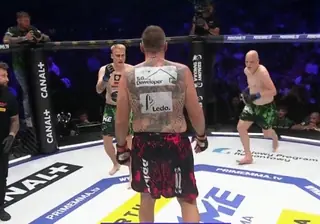Экс-соперник Кличко и Поветкина побил троих по правилам ММА: видео фрик-файта