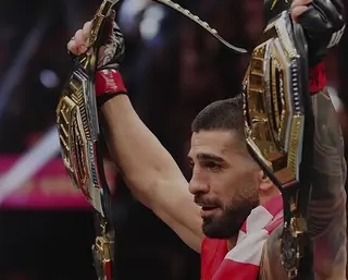 Ветеран UFC оценил шансы Топурии в бою с Кроуфордом