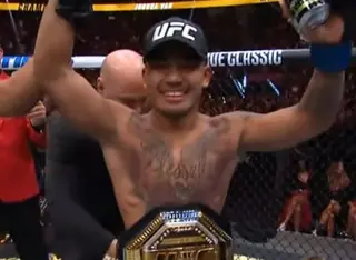 Война на UFC 328: Ван забил Тайру