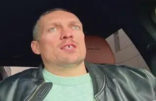 Усик прокомментировал идею Уайта и Аль аш-Шейха создать UFC в боксе