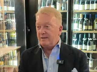 «Верю, что Дюбуа нокаутирует Усика». Интервью Уоррена о реванше