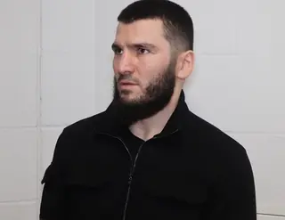 «Вечно ему всё не так». Бетербиев о Биволе и Хирне