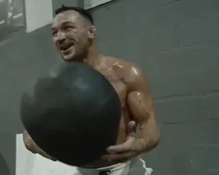 Самый талантливый и опасный боец UFC — версия Чендлера
