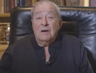 «Если Фьюри победит Усика...» Арум убрал Джошуа из уравнения