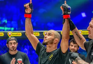 Мокаев подписал контракт с новым промоушеном. Это не UFC, не PFL и даже не Brave CF