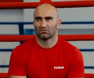 Итаума или Миллер? В WBA прояснили ситуацию с обязательным претендентом Гассиева