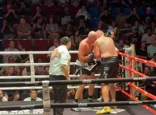 Фьюри удосрочил Ваха: видео