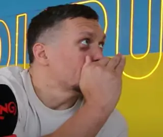 Александр Усик отреагировал на жалобы Дюбуа и его окружения