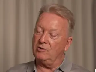 «Усик сразу же жалуется рефери». Промоутер Дюбуа о реванше