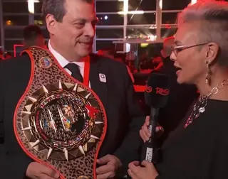 Сулейман представил подарочный пояс WBC — его получит победитель боя Усик-Фьюри 2